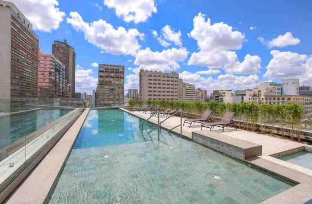 Apto Com Wifi, Piscina, Academia No Coracao De Sao Paulo Apartment Luaran gambar