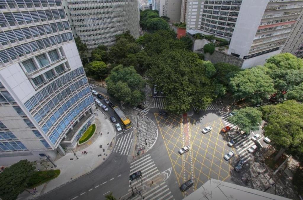Apto Com Wifi, Piscina, Academia No Coracao De Sao Paulo Apartment Luaran gambar